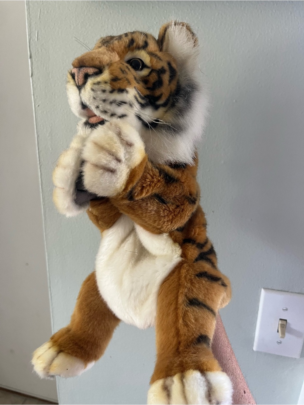Hansa handcrafted Tiger Hand Puppet - Brown & White Kids Toy